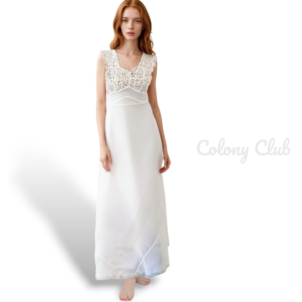 Vintage Colony Club White Lace Nylon Slip Lingerie